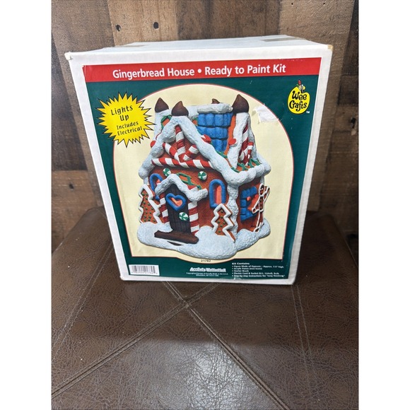 Accents Unlimited Other - Accents Unlimited Wee Crafts Gingerbread House Lights Up Paint Kit Vintage *Read